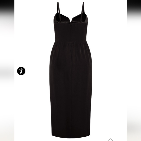 City Chic Black Sassy Flex Fit Tulip V Dress NWOT Size Large/20 - Picture 4 of 13